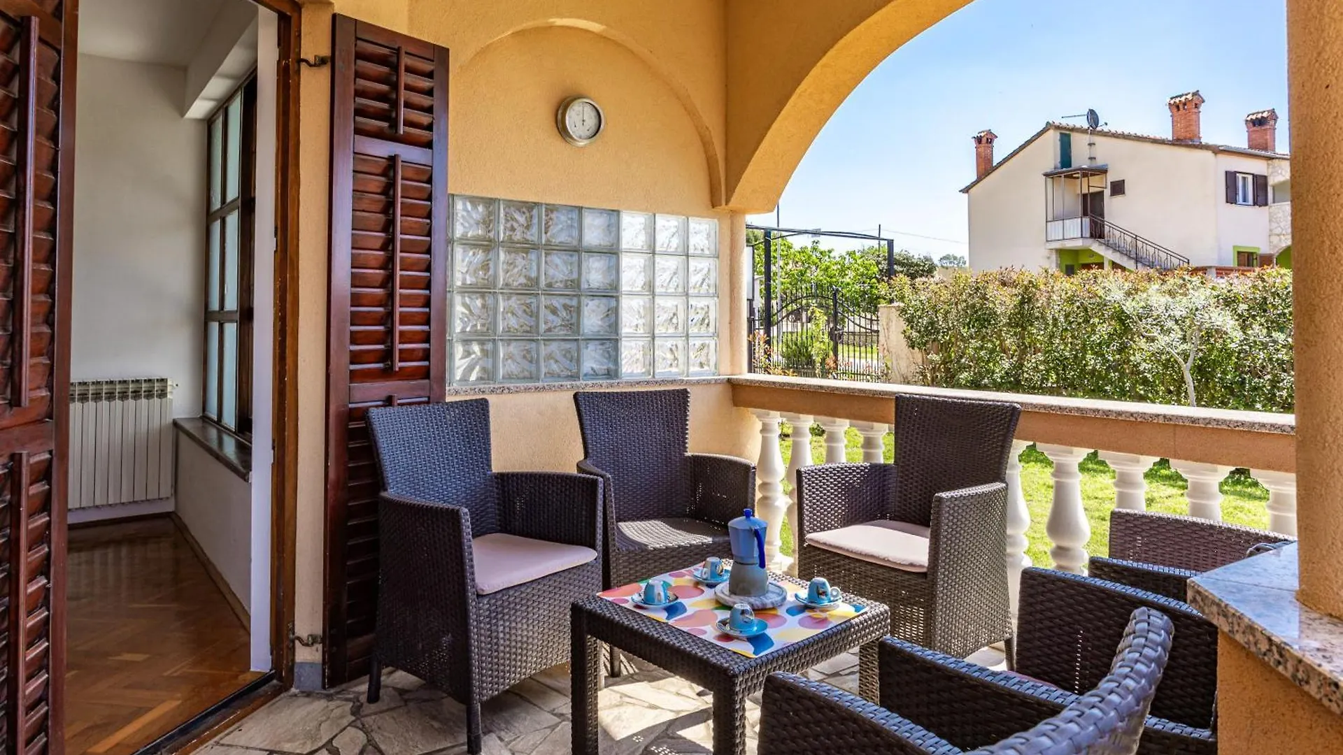 Coastal Calm Seaside Flat Apartment Peroj Croatia