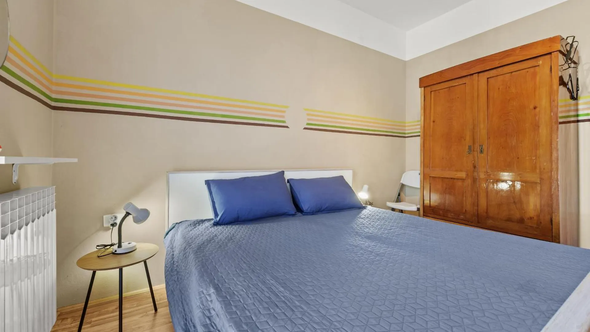 Coastal Calm Seaside Flat Apartment Peroj