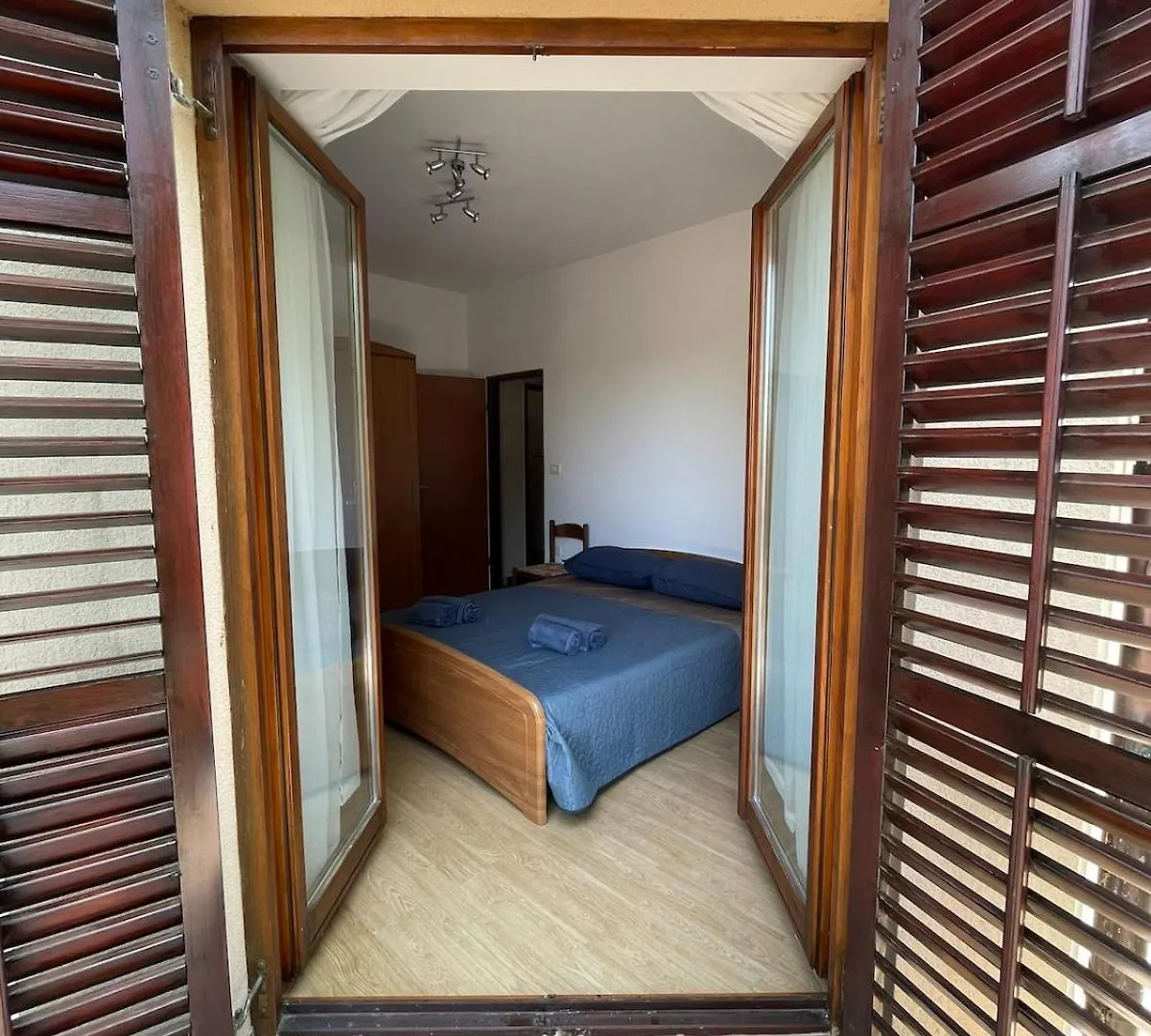 Coastal Calm Seaside Flat Apartment Peroj